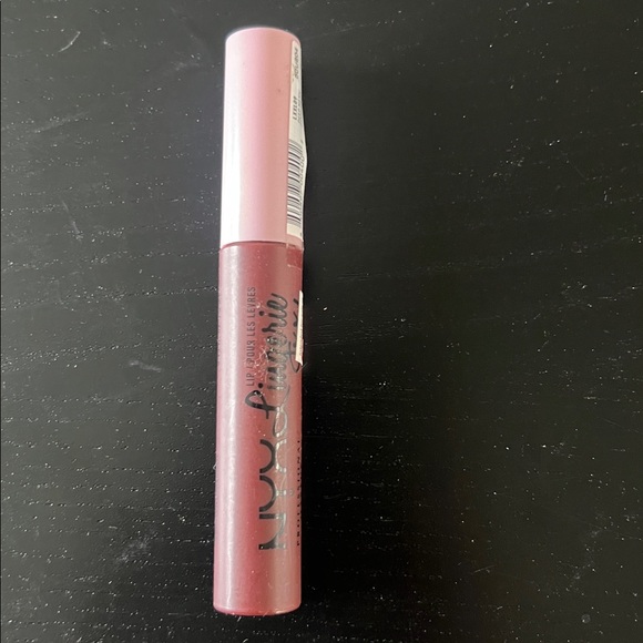 Nyx lingerie xxl liquid lipstick-deep mesh - Picture 2 of 4
